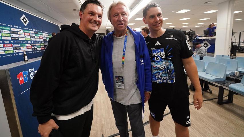 Trainer-Duo mit Legende: HSV-Trainer Merlin Polzin (l), Co-Trainer Loic Favé (r) und Nachwuchsdirektor Horst Hrubesch. Trainer-Duo mit Legende: HSV-Trainer Merlin Polzin (l), Co-Trainer Loic Favé (r) und Nachwuchsdirektor Horst Hrubesch.