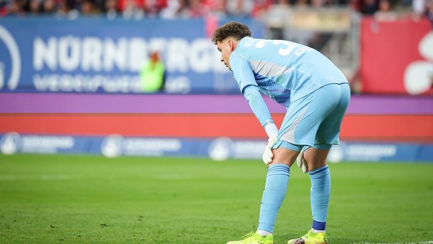 Das Debüt von Michal Kukucka im Club-Tor endet mit einem Aussetzer. Das Debüt von Michal Kukucka im Club-Tor endet mit einem Aussetzer.