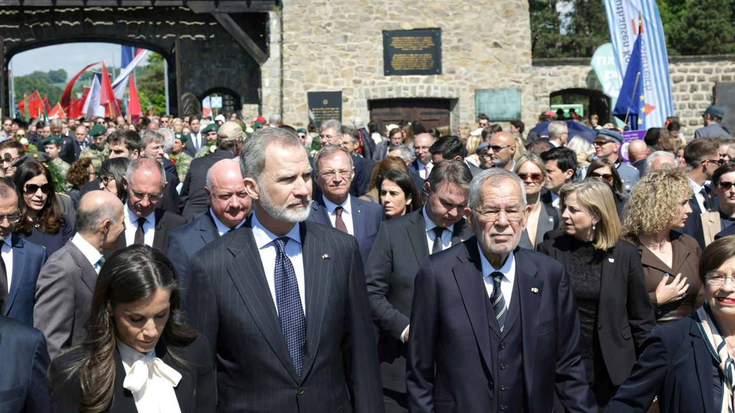 Das spanische Königspaar erinnert mit seiner Anwesenheit an das Schicksal Tausender Spanier im Konzentrationslager Mauthausen. Das spanische Königspaar erinnert mit seiner Anwesenheit an das Schicksal Tausender Spanier im Konzentrationslager Mauthausen.