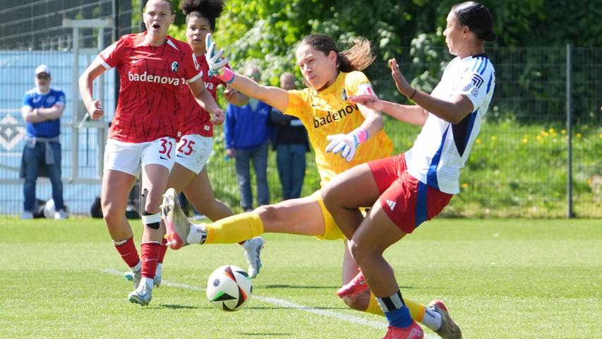 Die HSV-Frauen schaffen wie die Männer den Aufstieg in die Bundesliga. Die HSV-Frauen schaffen wie die Männer den Aufstieg in die Bundesliga.