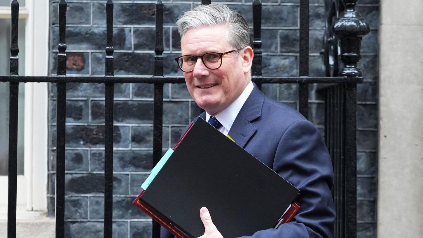 Der britische Premier Keir Starmer wird die verschärften Regeln bei einer Pressekonferenz erläutern. (Archivfoto) Der britische Premier Keir Starmer wird die verschärften Regeln bei einer Pressekonferenz erläutern. (Archivfoto)