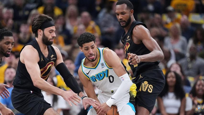 So sehr sich die Cavaliers bemühten, Haliburten (Mitte) und die Pacers bekamen sie nicht in den Griff. So sehr sich die Cavaliers bemühten, Haliburten (Mitte) und die Pacers bekamen sie nicht in den Griff.