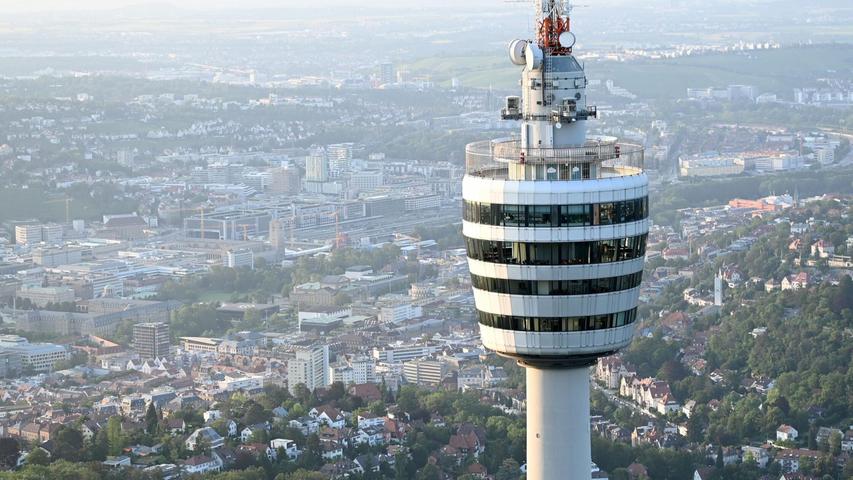 In Stuttgart steigen die Immobilienpreise vergleichsweise moderat - aber von hohem Niveau aus (Archivbild) In Stuttgart steigen die Immobilienpreise vergleichsweise moderat - aber von hohem Niveau aus (Archivbild)