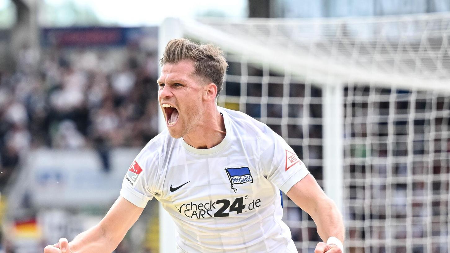 Florian Niederlechner kehrt zu den „Löwen“ zurück. Florian Niederlechner kehrt zu den „Löwen“ zurück.