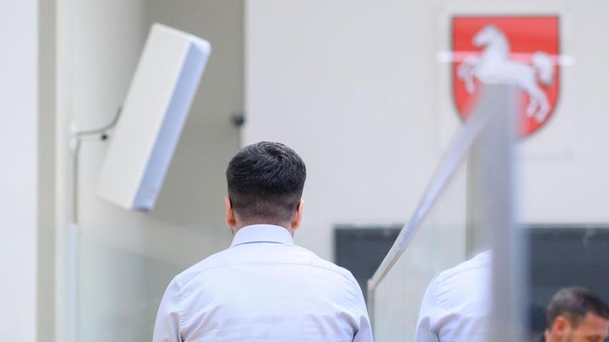Er brachte zahlreiche Drogenhändler ins Gefängnis, jetzt sitzt ein Staatsanwalt selbst auf der Anklagebank. Er brachte zahlreiche Drogenhändler ins Gefängnis, jetzt sitzt ein Staatsanwalt selbst auf der Anklagebank.