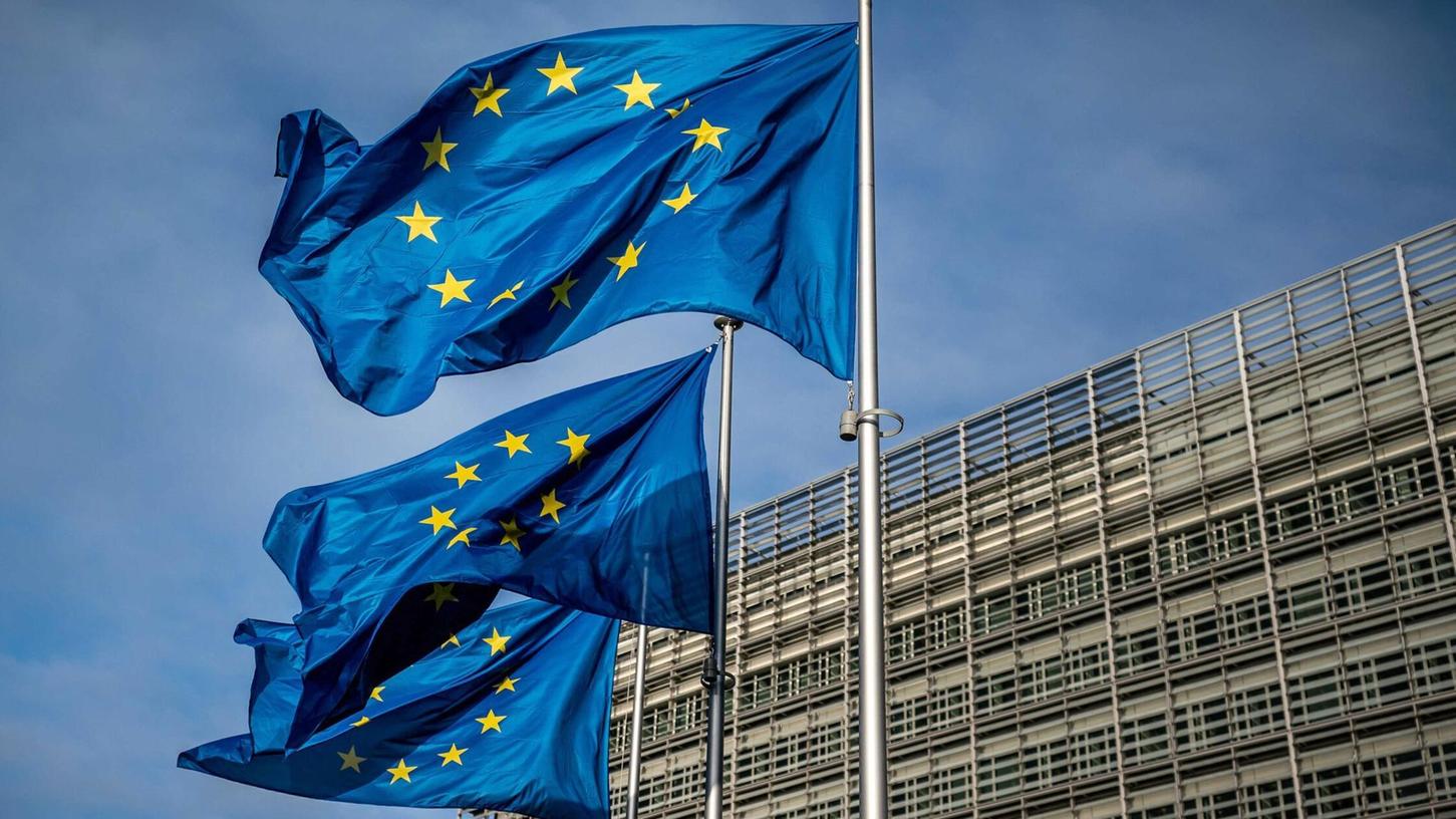 Die EU soll nach Einschätzung von deutsch-französischen Ökonomen Freihandelsabkommen vorantreiben. (Archivbild) Die EU soll nach Einschätzung von deutsch-französischen Ökonomen Freihandelsabkommen vorantreiben. (Archivbild)