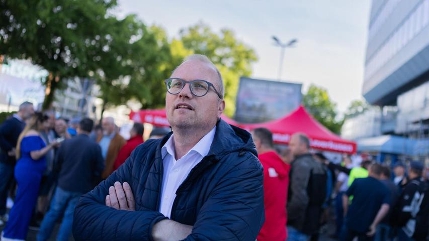 Sozialdemokrat Jochen Ott übt Kritik am Ford-Management. Sozialdemokrat Jochen Ott übt Kritik am Ford-Management.