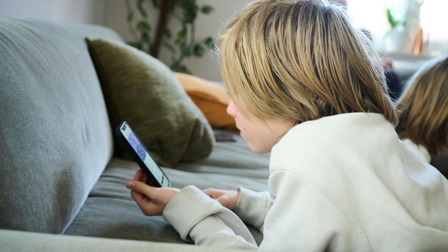 Was digitale Medien mit Kindern machen (Foto-Illustration). Was digitale Medien mit Kindern machen (Foto-Illustration).