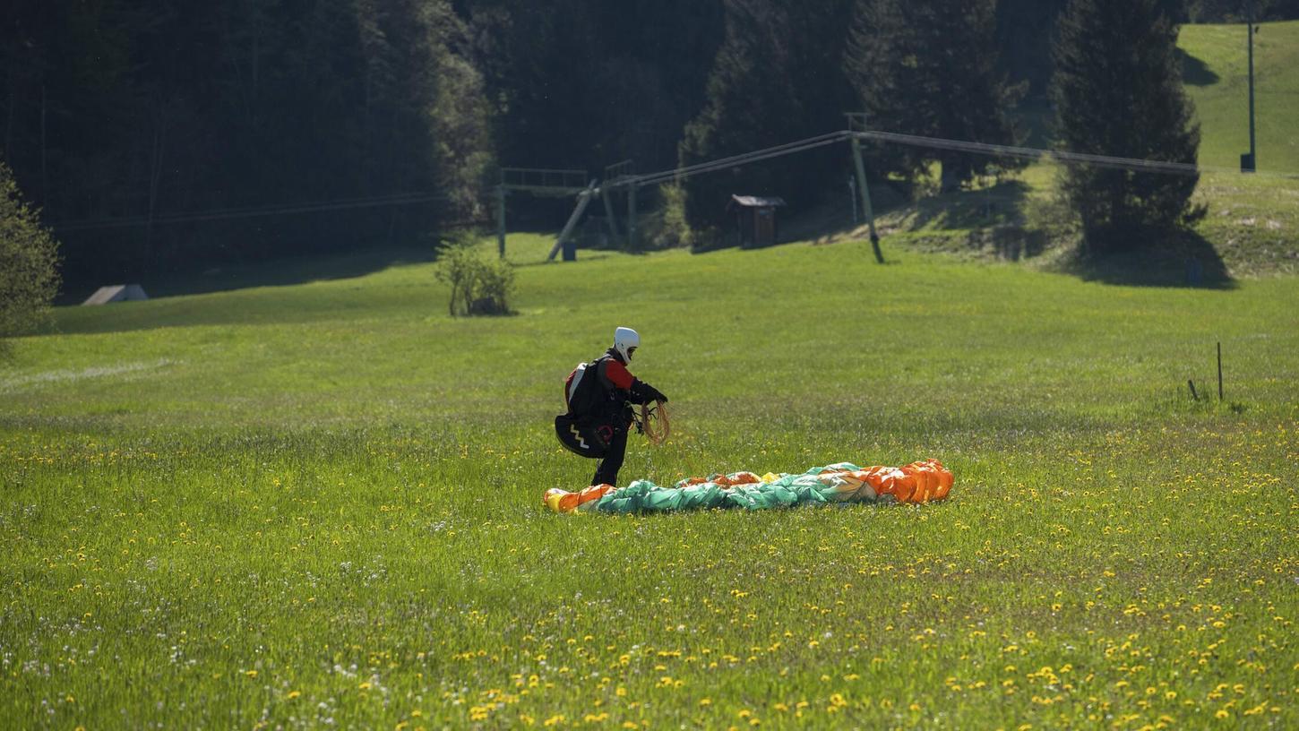 Tödlicher Flugunfall in Bayern. (Symbolbild) Tödlicher Flugunfall in Bayern. (Symbolbild)