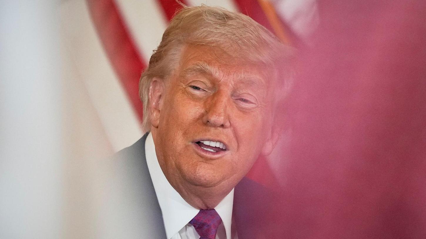Indien hat nach Angaben von Donald Trump angeboten, alle Zölle auf US-Einfuhren fallen zu lassen. Indien hat nach Angaben von Donald Trump angeboten, alle Zölle auf US-Einfuhren fallen zu lassen.