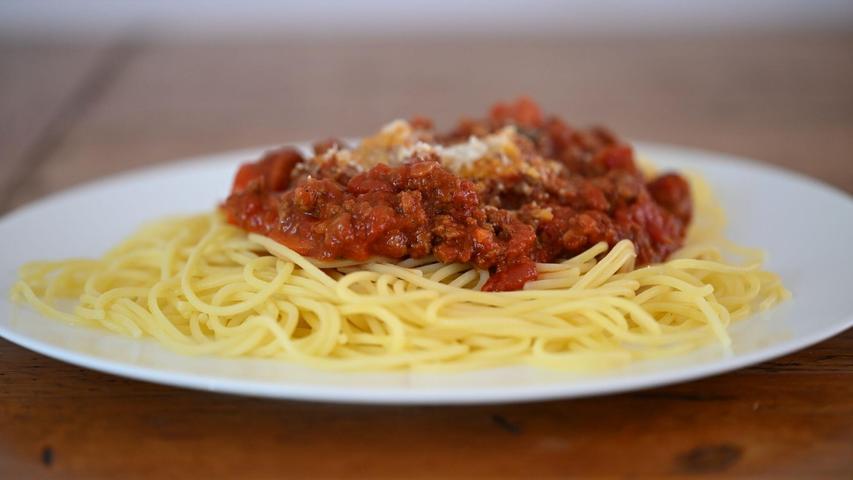 Dafür entscheiden sich viele Kantinenbesucher: Spaghetti Bolognese. Dafür entscheiden sich viele Kantinenbesucher: Spaghetti Bolognese.