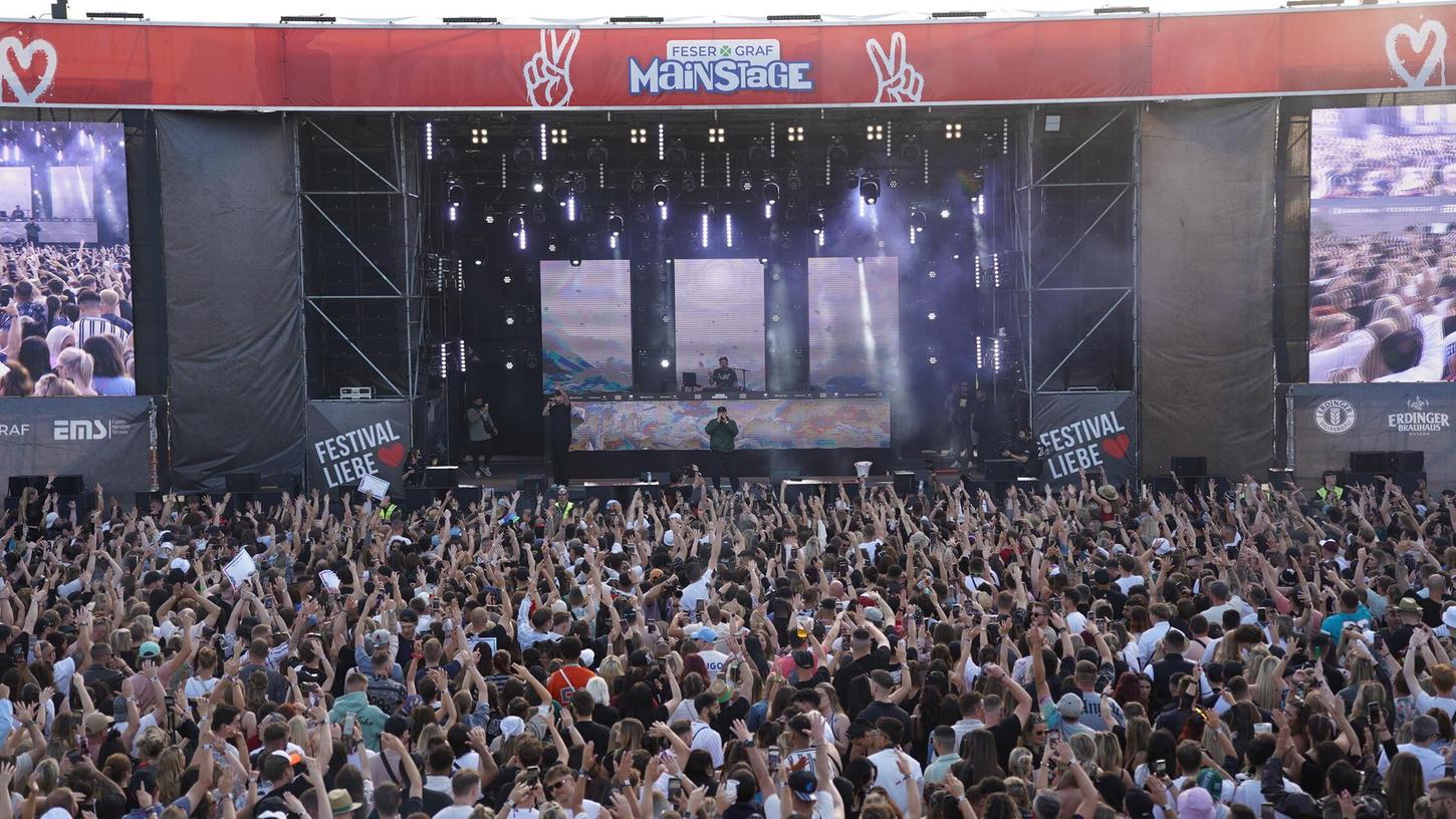 Rap-Fans versammeln sich auch in diesem Jahr wieder auf dem HipHop Garden Festival in Nürnberg. Rap-Fans versammeln sich auch in diesem Jahr wieder auf dem HipHop Garden Festival in Nürnberg.