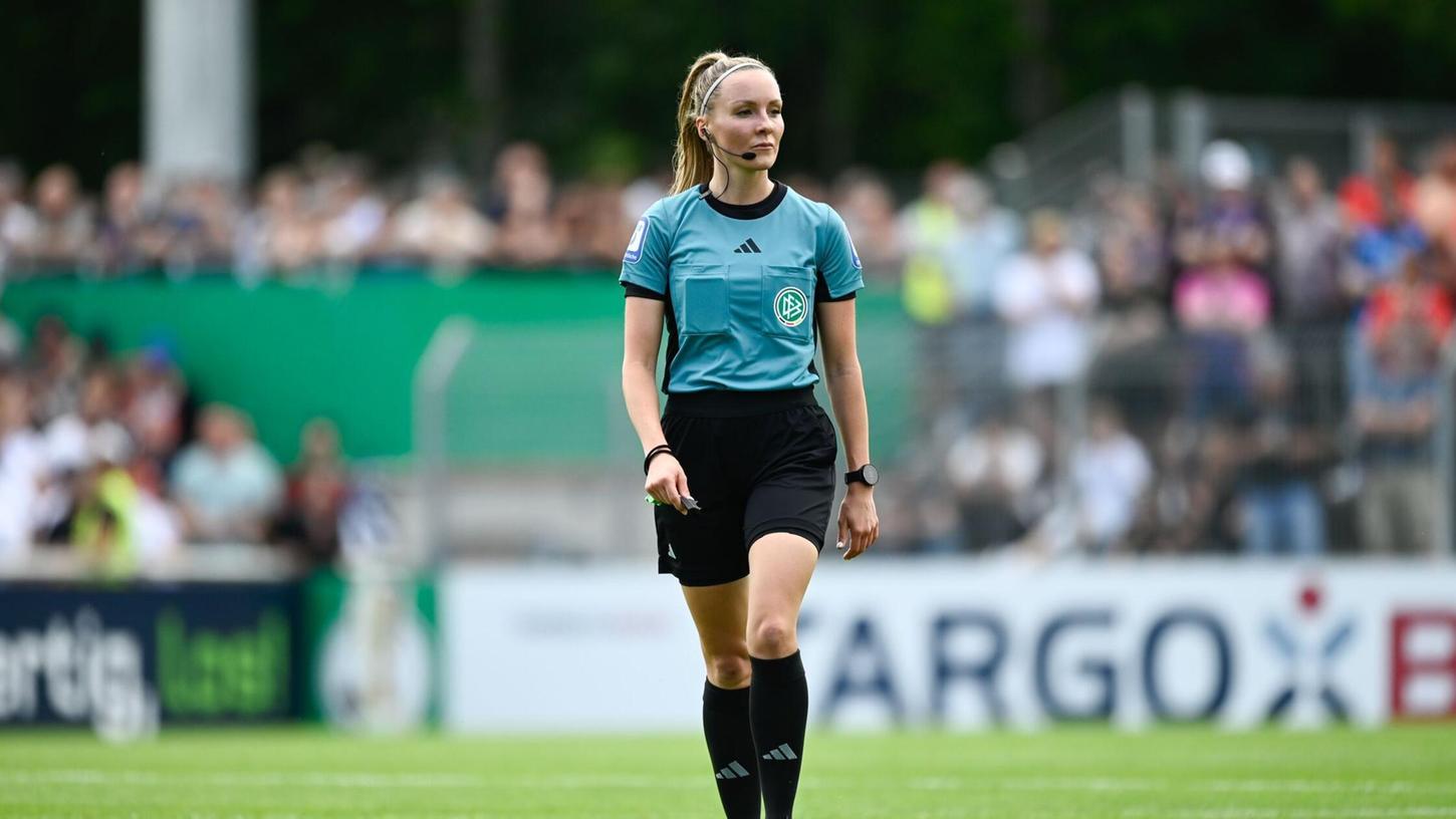 Fabienne Michel ist beim Drittliga-Spiel zwischen Verl und Essen beleidigt worden. Fabienne Michel ist beim Drittliga-Spiel zwischen Verl und Essen beleidigt worden.