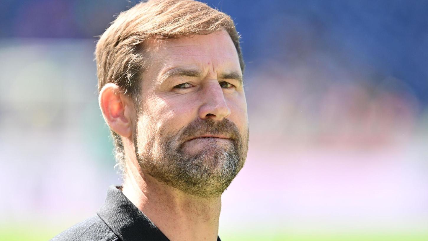 Schafft er mit Fürth den direkten Klassenerhalt? Trainer Thomas Kleine. Schafft er mit Fürth den direkten Klassenerhalt? Trainer Thomas Kleine.