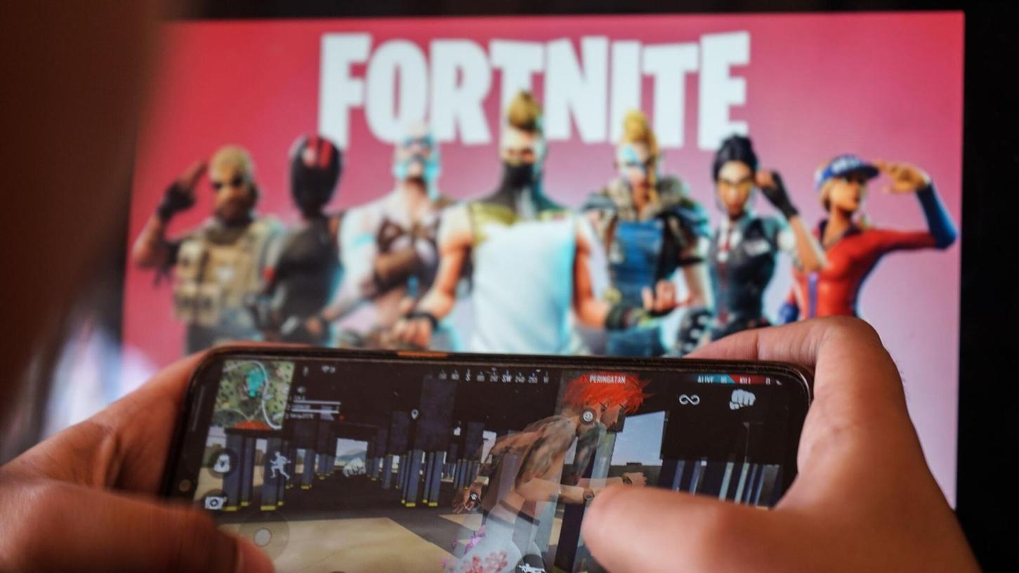 Fortnite ist derzeit in Apple-App-Stores nicht verfügbar. (Symbolbild) Fortnite ist derzeit in Apple-App-Stores nicht verfügbar. (Symbolbild)