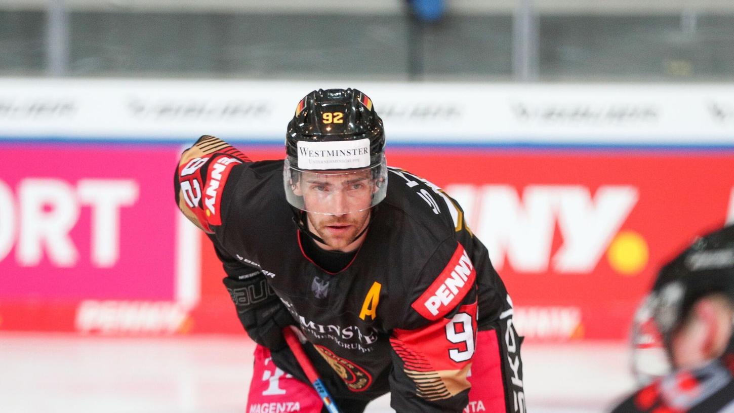 Auf die Abreise folgte die Rückkehr: Marcel Noebels ist wieder bei der Eishockey-Nationalmannschaft. Auf die Abreise folgte die Rückkehr: Marcel Noebels ist wieder bei der Eishockey-Nationalmannschaft.