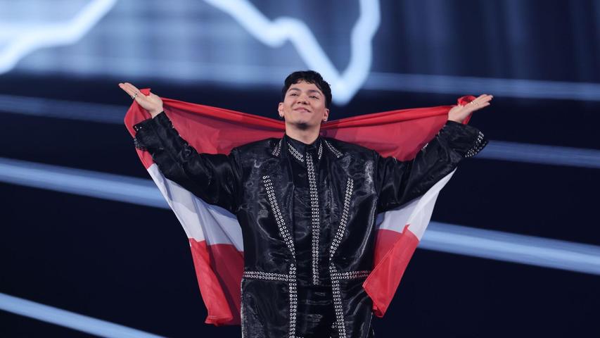 Strahlender Gewinner: JJ aus Österreich hat den ESC gewonnen. Strahlender Gewinner: JJ aus Österreich hat den ESC gewonnen.