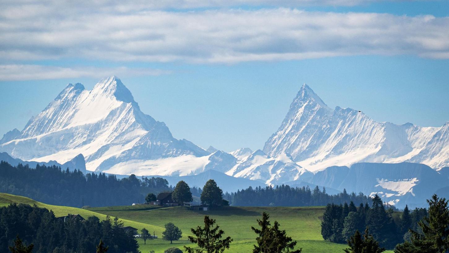 Wenn Deutsche so könnten, wie sie wollten, dann würden sie am liebsten in die Schweiz auswandern. (Archivbild) Wenn Deutsche so könnten, wie sie wollten, dann würden sie am liebsten in die Schweiz auswandern. (Archivbild)