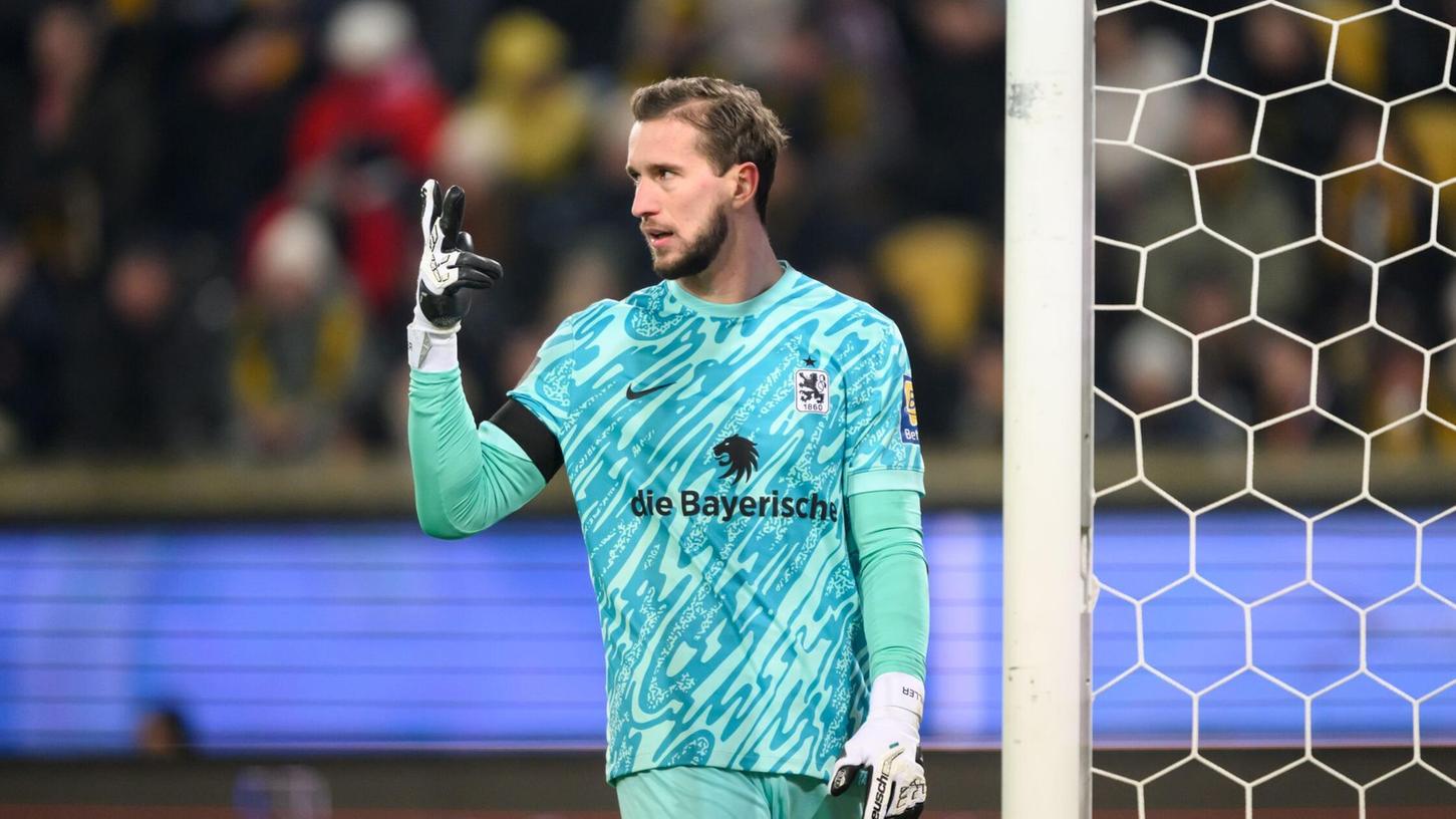 Marco Hiller verabschiedet sich nach 17 Jahren vom TSV 1860 München. Marco Hiller verabschiedet sich nach 17 Jahren vom TSV 1860 München.