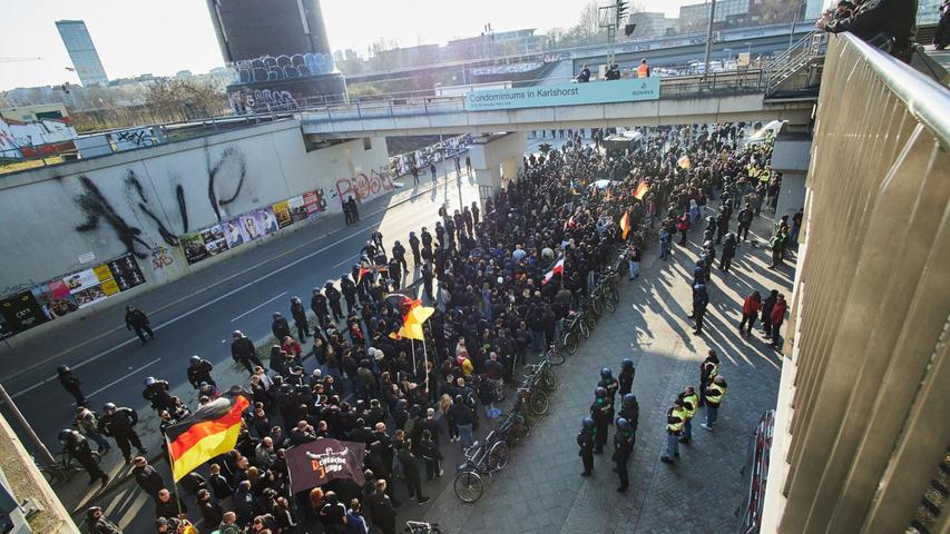 Demonstrationen von Rechtsextremisten waren zuletzt häufiger von Gegendemonstrationen begleitet. (Archivfoto) Demonstrationen von Rechtsextremisten waren zuletzt häufiger von Gegendemonstrationen begleitet. (Archivfoto)