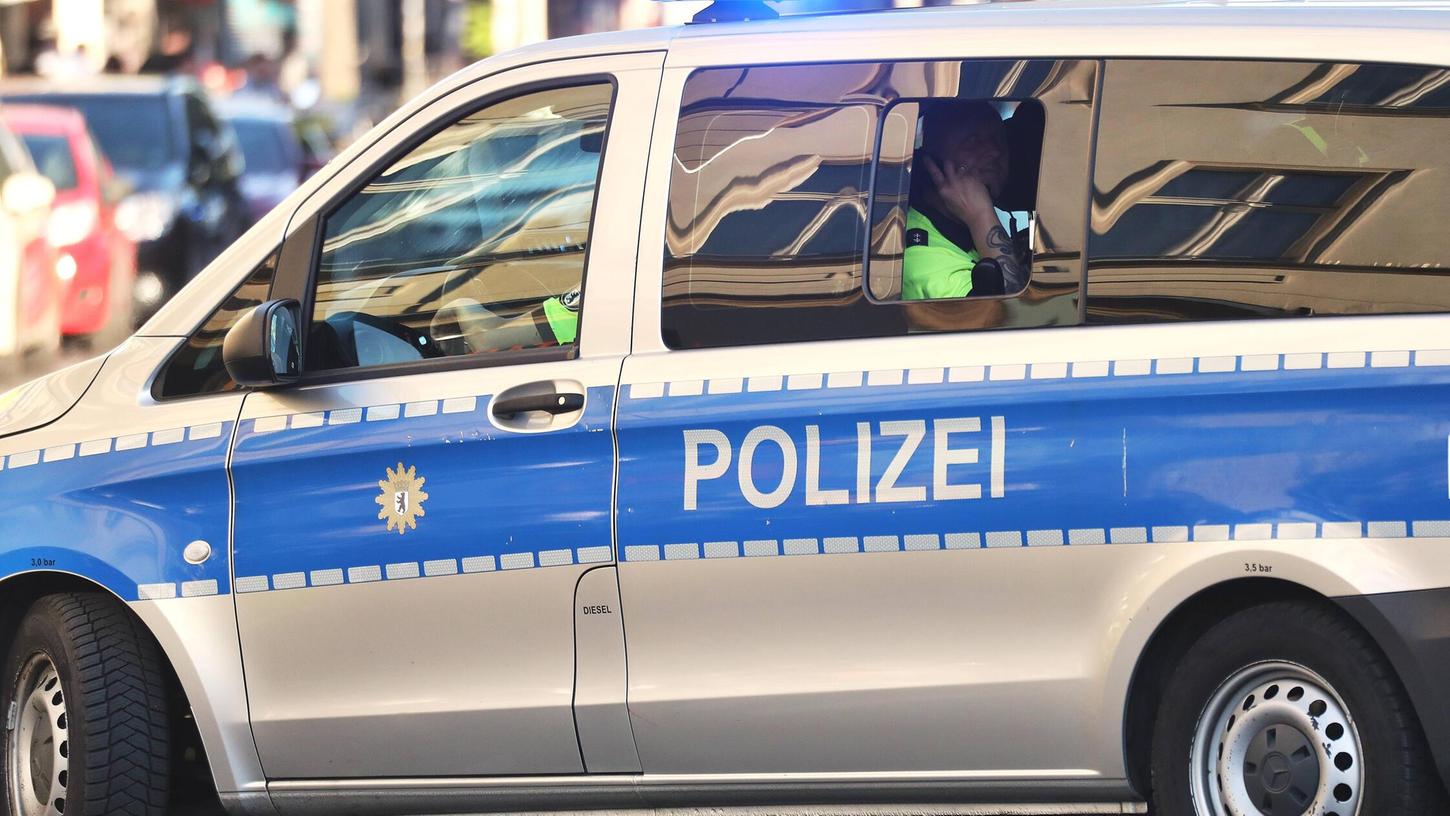 Angehörige hatten gegen Mitternacht die Polizei verständigt. (Symbolbild) Angehörige hatten gegen Mitternacht die Polizei verständigt. (Symbolbild)