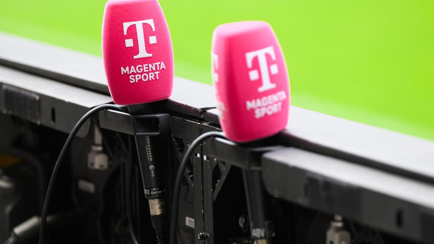 Bereits bei der Heim-EM 2024 erwarb die Telekom die Rechte an allen Spielen, teilte jedoch Sublizenzen an andere Sender aus. (Symbolbild) Bereits bei der Heim-EM 2024 erwarb die Telekom die Rechte an allen Spielen, teilte jedoch Sublizenzen an andere Sender aus. (Symbolbild)