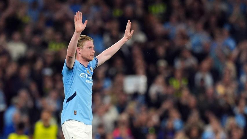 Das war sein letzter Heimauftritt für Manchester City. Das war sein letzter Heimauftritt für Manchester City.