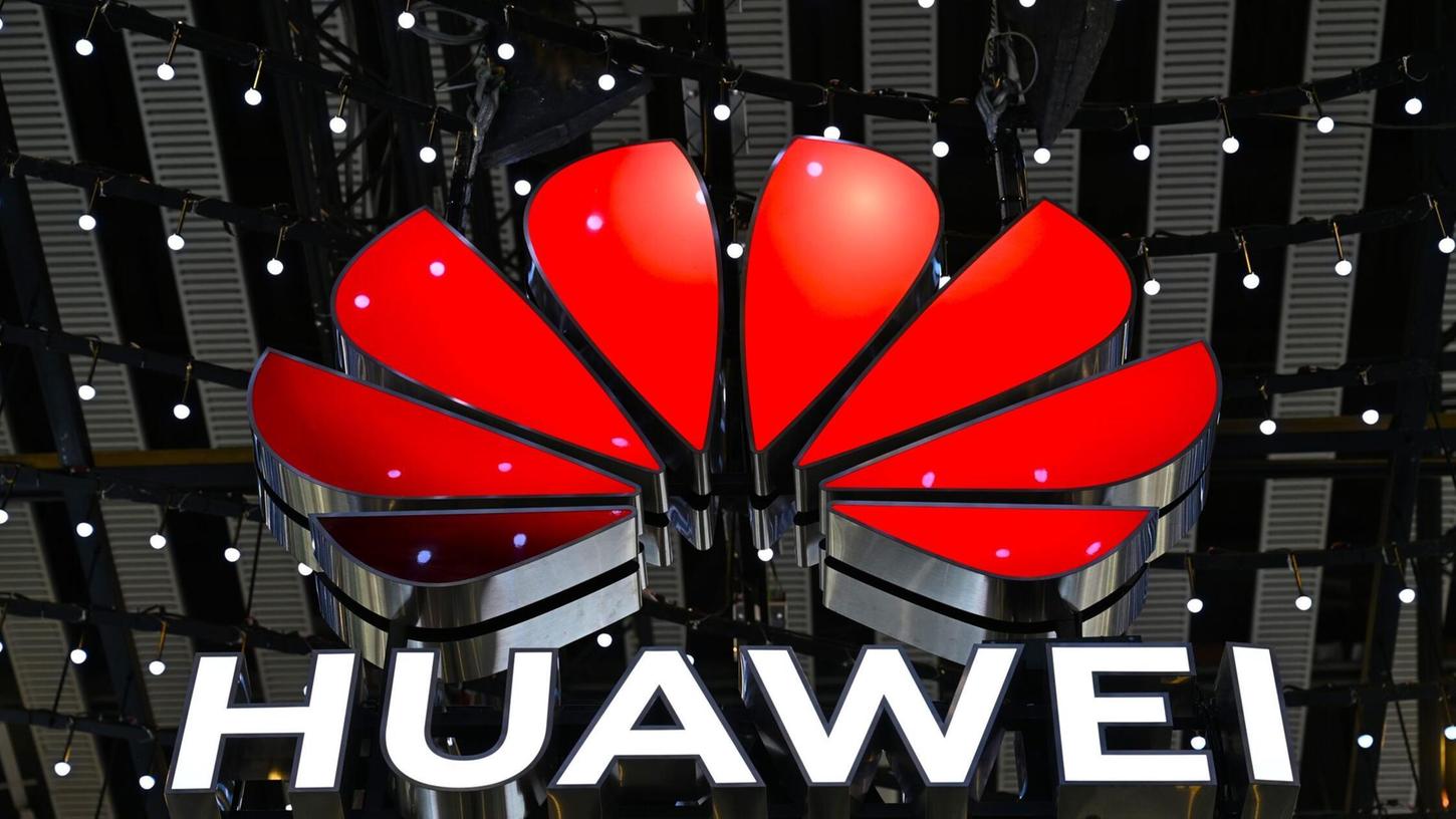 Die USA warnen Drittstaaten vor dem Kauf von Huaweis KI-Chips. China wirft Washington daher Mobbing vor. Die USA warnen Drittstaaten vor dem Kauf von Huaweis KI-Chips. China wirft Washington daher Mobbing vor.