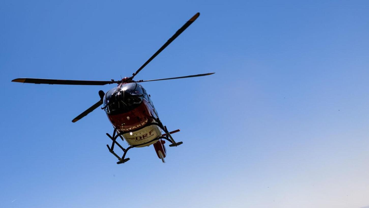 Der 13-jährige Junge wurde in ein Krankenhaus geflogen. (Symbolbild) Der 13-jährige Junge wurde in ein Krankenhaus geflogen. (Symbolbild)