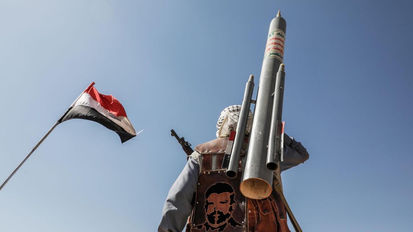 Die Huthi-Miliz im Jemen greift Israel immer wieder mit Raketen und Drohen an. (Archivbild) Die Huthi-Miliz im Jemen greift Israel immer wieder mit Raketen und Drohen an. (Archivbild)