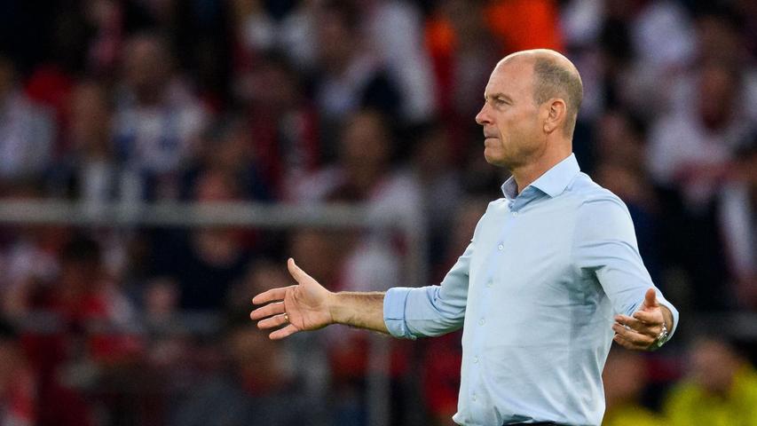 Muss beim FC Augsburg gehen: Trainer Jess Thorup. Muss beim FC Augsburg gehen: Trainer Jess Thorup.