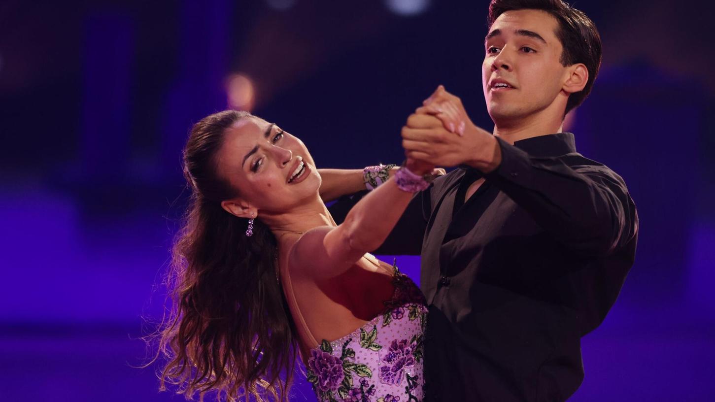Neuer Dancing Sta: Diego Pooth mit seiner Tanzpartnerin Ekaterina Leonova. Neuer Dancing Sta: Diego Pooth mit seiner Tanzpartnerin Ekaterina Leonova.