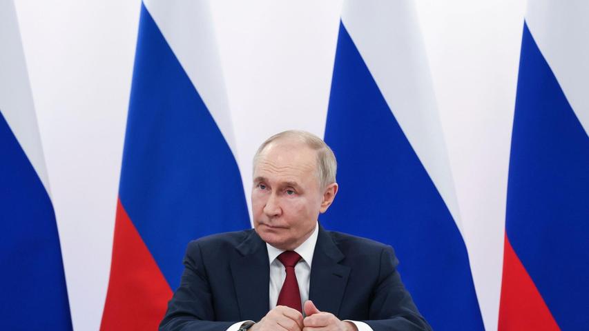 Kremlchef Wladimir Putin will russische Waffenexporte in andere Länder ankurbeln. (Archivbild) Kremlchef Wladimir Putin will russische Waffenexporte in andere Länder ankurbeln. (Archivbild)