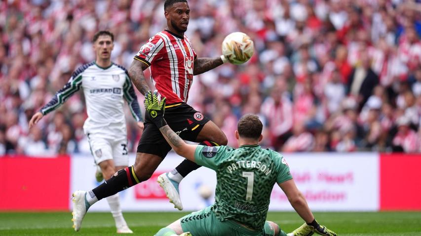 Tyrese Campbell hatte Sheffield zunächst in Führung gebracht. Tyrese Campbell hatte Sheffield zunächst in Führung gebracht.