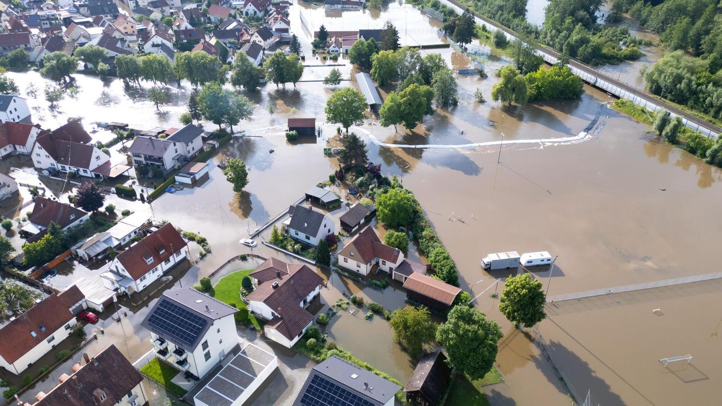 Vor einem Jahr hat das Hochwasser in Süddeutschland schwere Schäden angerichtet. (Archivbild). Vor einem Jahr hat das Hochwasser in Süddeutschland schwere Schäden angerichtet. (Archivbild).