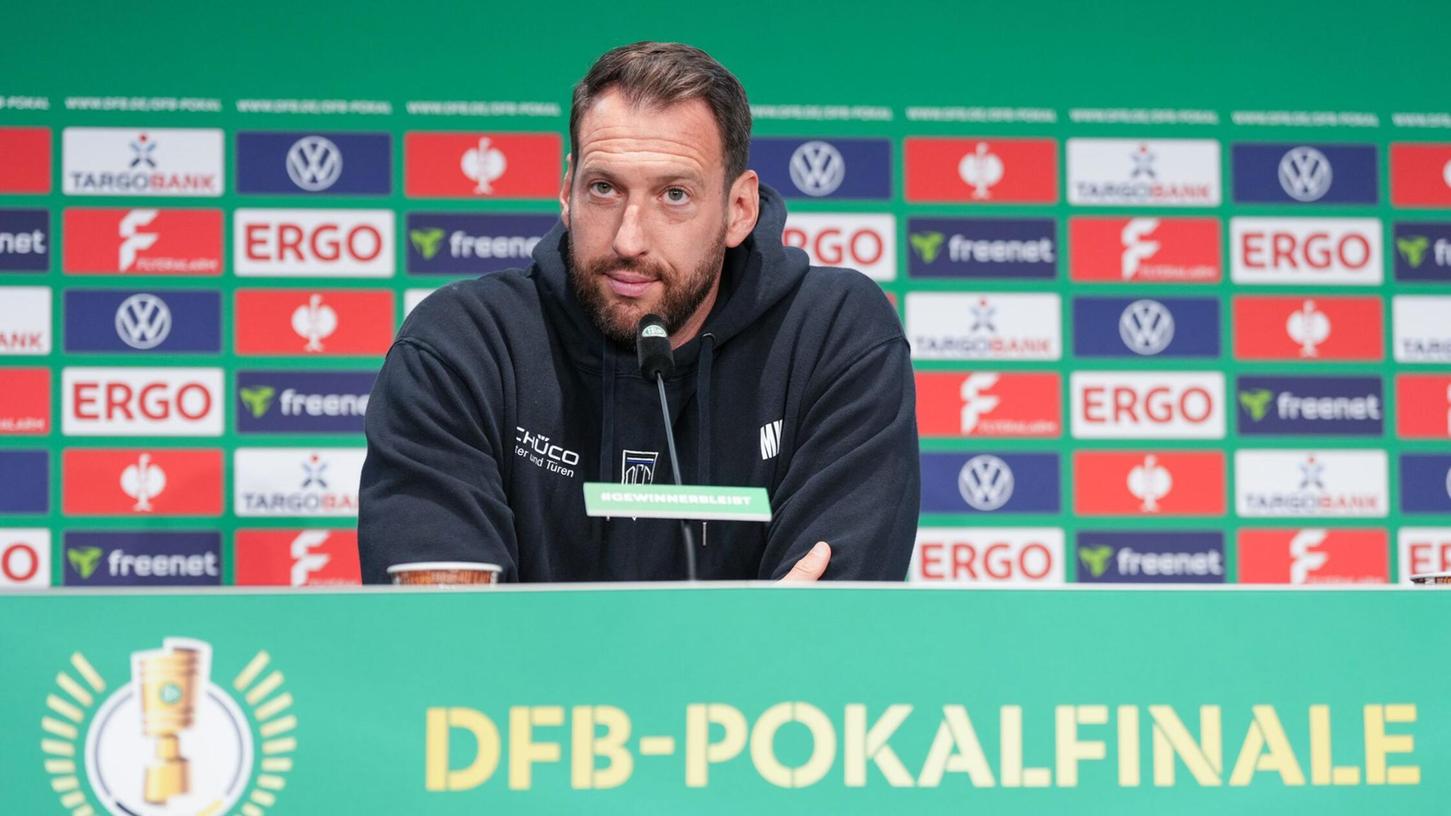 Enttäuscht aber auch stolz: Bielefelds Coach Mitch Kniat. Enttäuscht aber auch stolz: Bielefelds Coach Mitch Kniat.