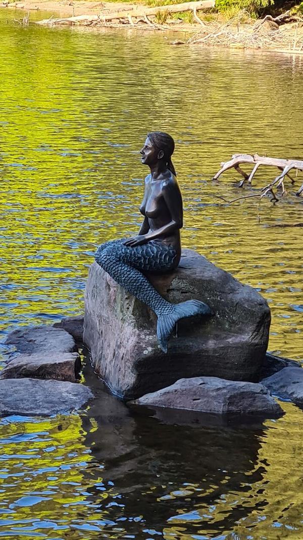 Um die Nixe vom Mummelsee ranken sich Sagen.