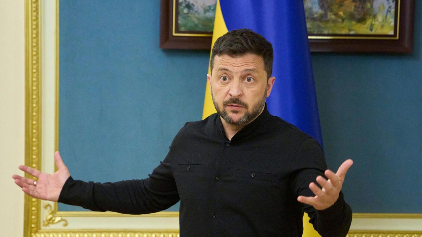 Selenskyj sieht Anzeichen, dass Russland eine neue Offensive vorbereitet. (Archivbild) Selenskyj sieht Anzeichen, dass Russland eine neue Offensive vorbereitet. (Archivbild)