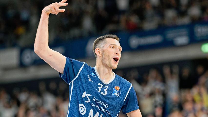 Jubel in Heidelberg. Die Basketballer stehen im Halbfinale um die deutsche Meisterschaft. Jubel in Heidelberg. Die Basketballer stehen im Halbfinale um die deutsche Meisterschaft.
