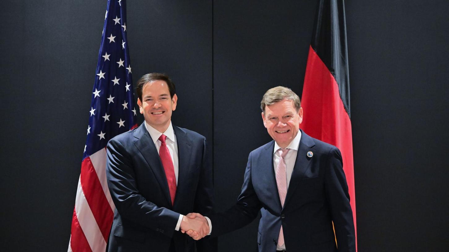 Für den neuen Außenminister Johann Wadephul ist der Besuch in der US-Hauptstadt Washington die bisher wohl kniffligste Antrittsreise. Für den neuen Außenminister Johann Wadephul ist der Besuch in der US-Hauptstadt Washington die bisher wohl kniffligste Antrittsreise.