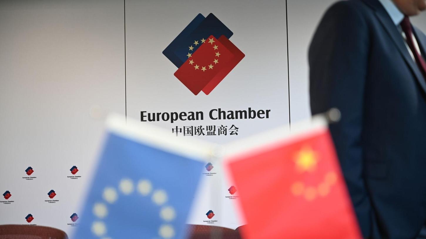 Die EU-Handelskammer sieht mehr Pessimismus unter europäischen Firmen in China. (Archivbild) Die EU-Handelskammer sieht mehr Pessimismus unter europäischen Firmen in China. (Archivbild)