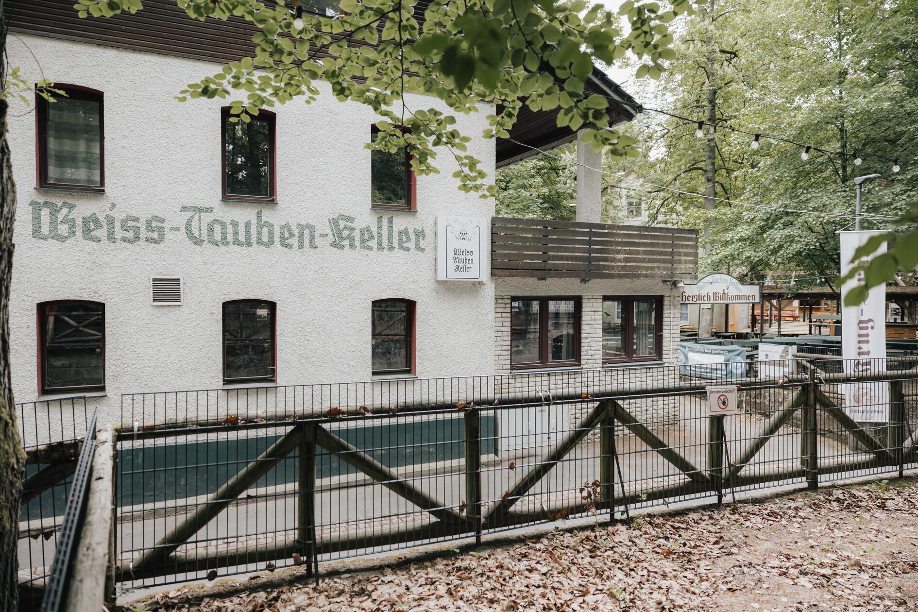 Der Weiß-Tauben-Keller hat während des Annafests geöffnet. Er wurde kürzlich von der Familie Yildirim gekauft.