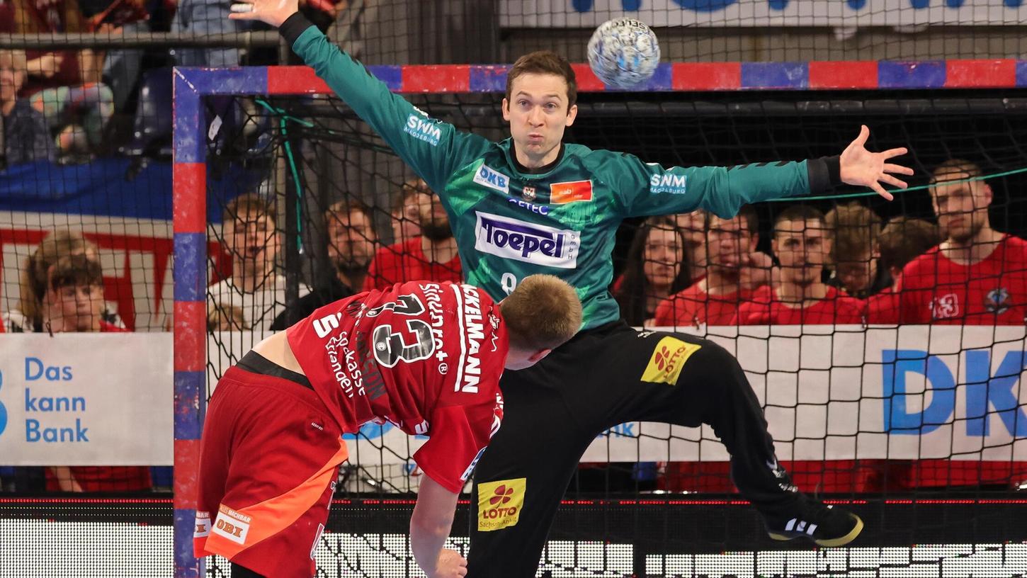 Treffsicher in Eins-gegen-Eins-Duellen und im letzten Heimspiel der Saison: Viggó Kristjánsson behielt vom Siebenmeterstrich die Nerven. Eine im Kampf um die Klasse wertvolle Sensation gegen den SC Magdeburg ermöglichte das im ungleichen Duell mit dem SCM nicht. Treffsicher in Eins-gegen-Eins-Duellen und im letzten Heimspiel der Saison: Viggó Kristjánsson behielt vom Siebenmeterstrich die Nerven. Eine im Kampf um die Klasse wertvolle Sensation gegen den SC Magdeburg ermöglichte das im ungleichen Duell mit dem SCM nicht.