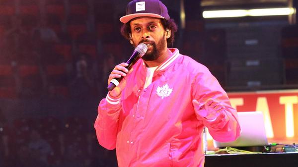 Mit mehreren Hochkarätern geht das Hip Hop Garden Festival am Samstag, 28. Juni, am Flughafen über die Bühne. Ab 13.30 Uhr bevölkern Afrob (Foto), Badmómzay und Xzibit die Bühne. Auch die besten DJs der Branche geben sich bei dem Open Air die Ehre.