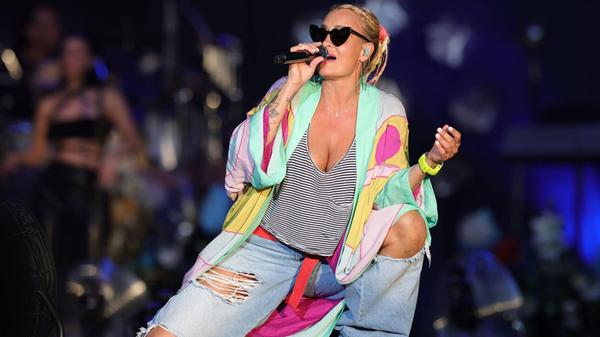 Sarah Connor kommt nach Nürnberg. Die zu den bekanntesten deutschen Musikerinnen gehörende Künstlerin gastiert im Stadionpark. Am Sonntag, 29. Juni, stellt sie ihre Show "“A very special summer evening with SARAH CONNOR – My favorite Songs Part II" vor. Beginn des Open Airs ist um 19 Uhr.