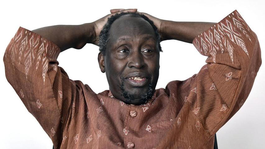 Der verstorbene kenianische Schriftsteller Ngugi wa Thiong´o (Archivbild) Der verstorbene kenianische Schriftsteller Ngugi wa Thiong´o (Archivbild)