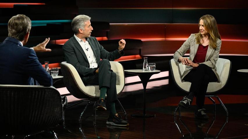 Im Gespräch mit Neurowissenschaftlerin Maren Urner platzte Boris Palmer der Kragen: "Ihre These ist absurd!" Im Gespräch mit Neurowissenschaftlerin Maren Urner platzte Boris Palmer der Kragen: "Ihre These ist absurd!"