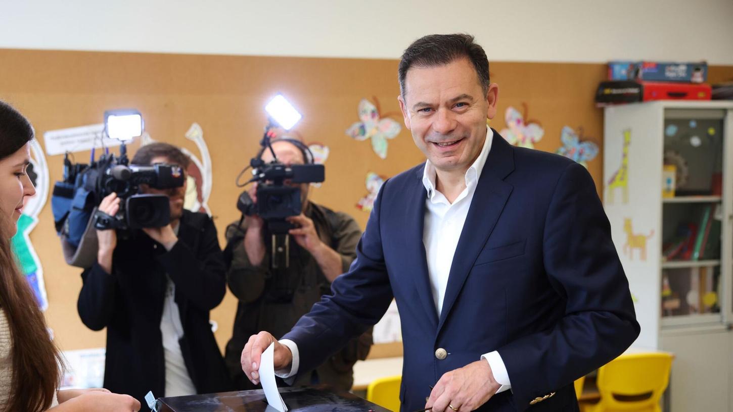 Der gelernte Anwalt Luís Montenegro wird erneut eine Minderheitsregierung anführen. (Archivbild) Der gelernte Anwalt Luís Montenegro wird erneut eine Minderheitsregierung anführen. (Archivbild)