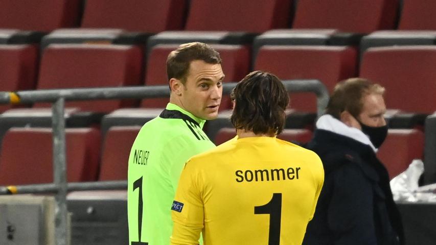 Yann Sommer ersetzte bei Bayern vorübergehend Manuel Neuer. Yann Sommer ersetzte bei Bayern vorübergehend Manuel Neuer.