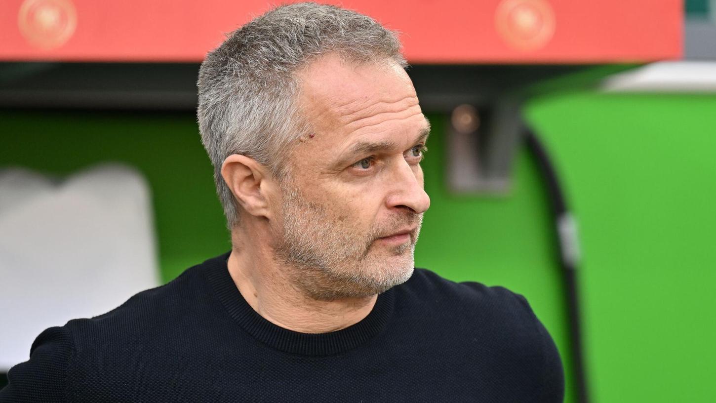 Frauen-Bundesliga Christian Wück ist als Kommunikator gefordert Frauen-Bundesliga Christian Wück ist als Kommunikator gefordert